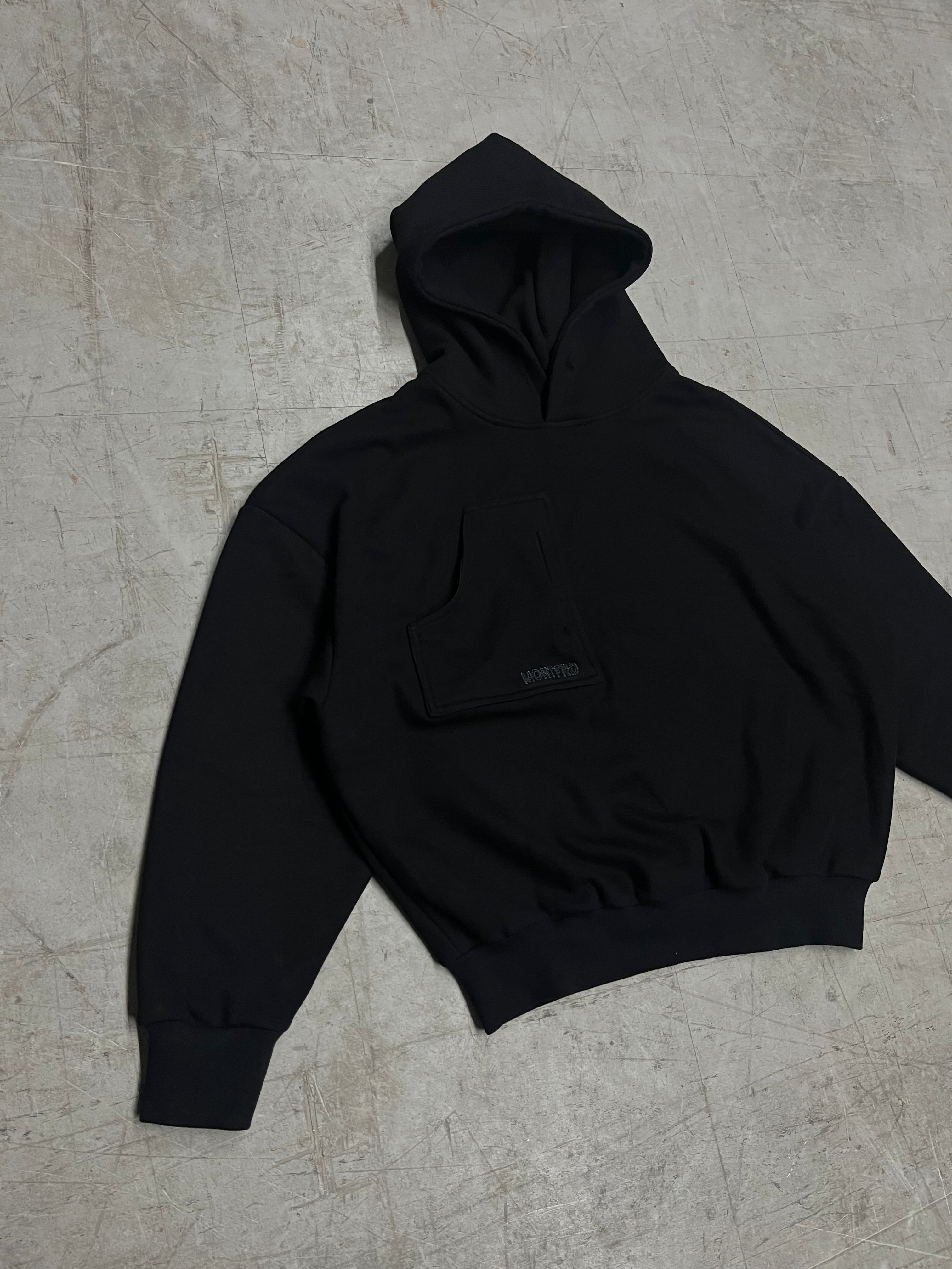 Vargo Hoodie: BLACK